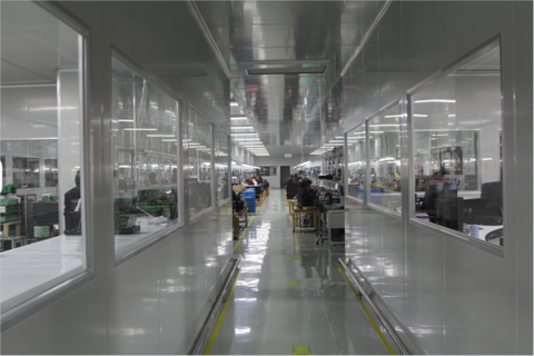 民營(yíng)企業(yè)如何敢于擔(dān)當(dāng)勇于創(chuàng)新突破？請(qǐng)看一一  疾風(fēng)勁草識(shí)虹潤(rùn)